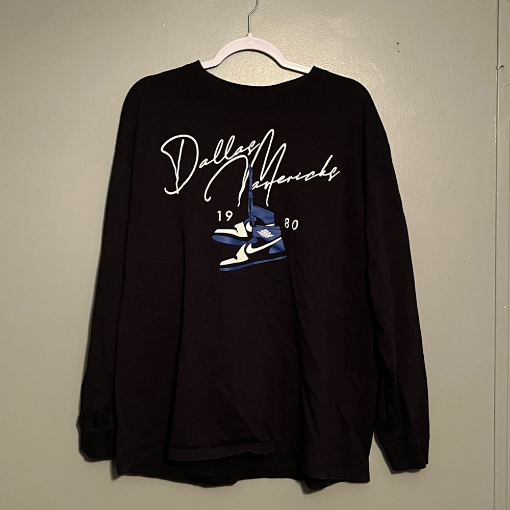 Jordan & Nike Dallas Mavericks Long Sleeve Tee